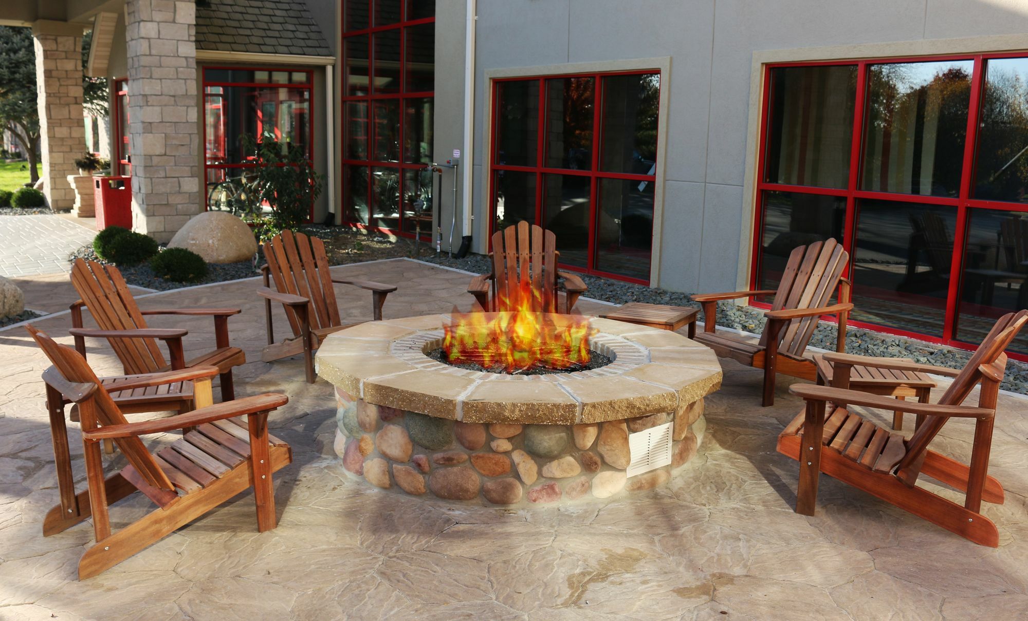 Wildwood Lodge & Suites Clive Extérieur photo